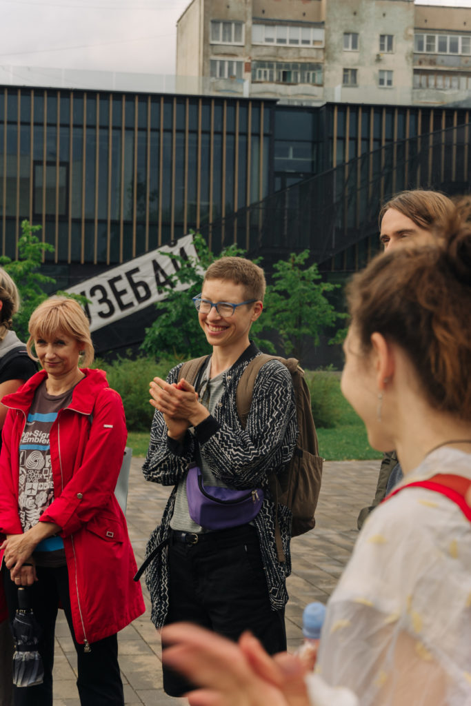 “The poetics of a street bench and a walk into (un)known” 2-week workshop. Photo by Dima Bolshakov
